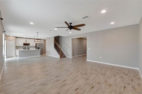 A home in FRUITLAND PARK