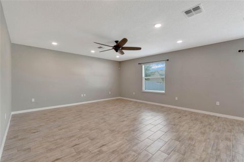 A home in FRUITLAND PARK