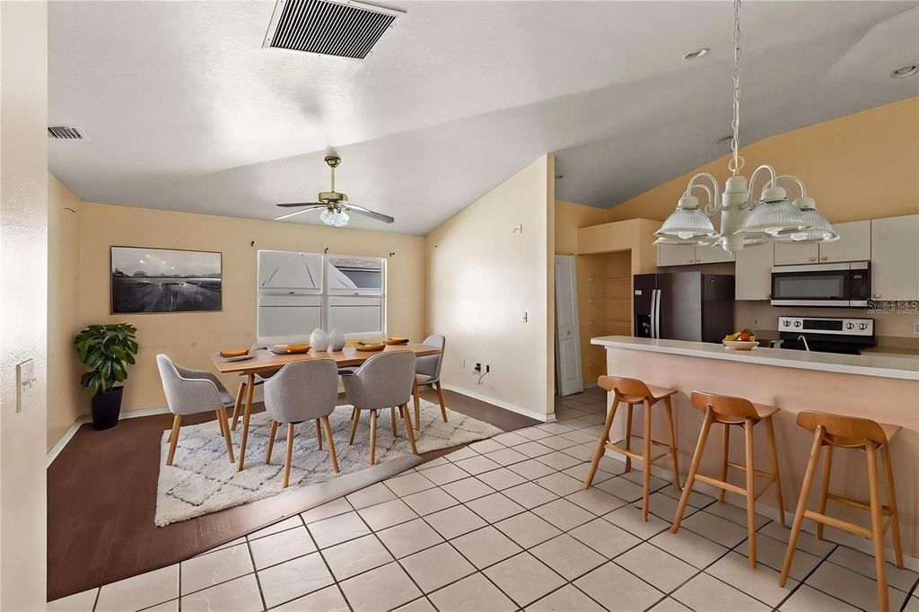 Photo of 6524 67th Court E., Bradenton, FL 34203 (MLS # A4684637)