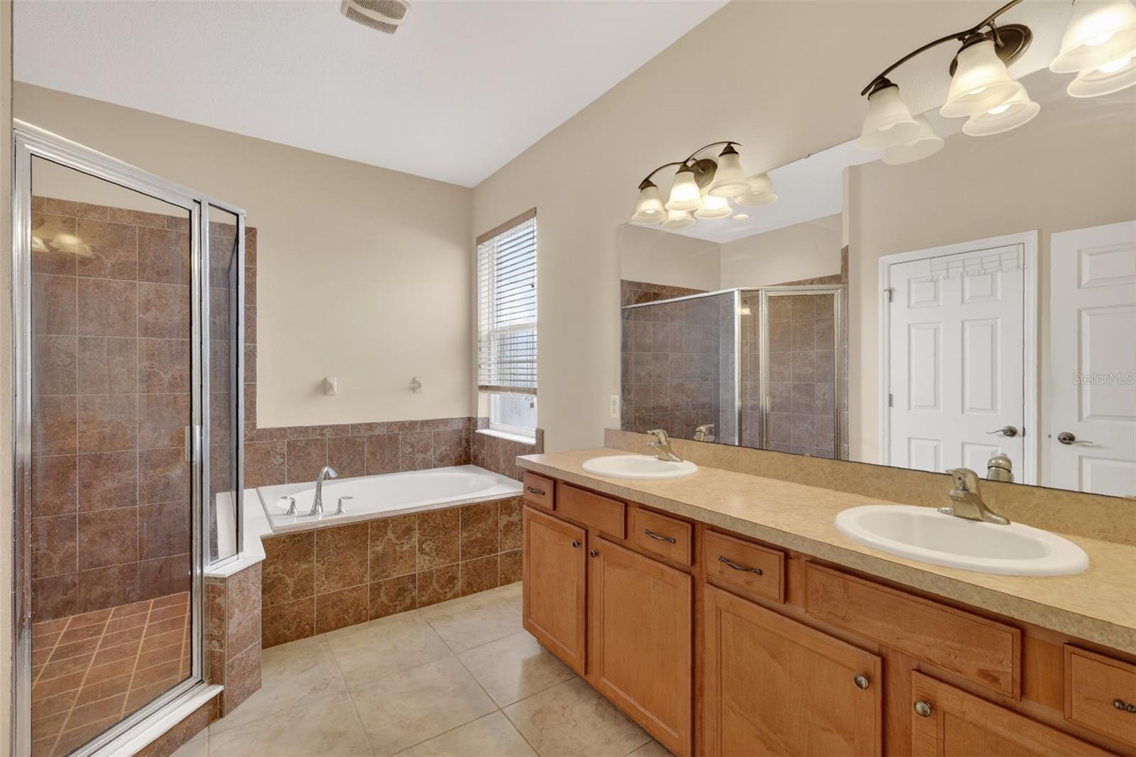 EUSTIS GRAND ISLAND RESERVE - Residential