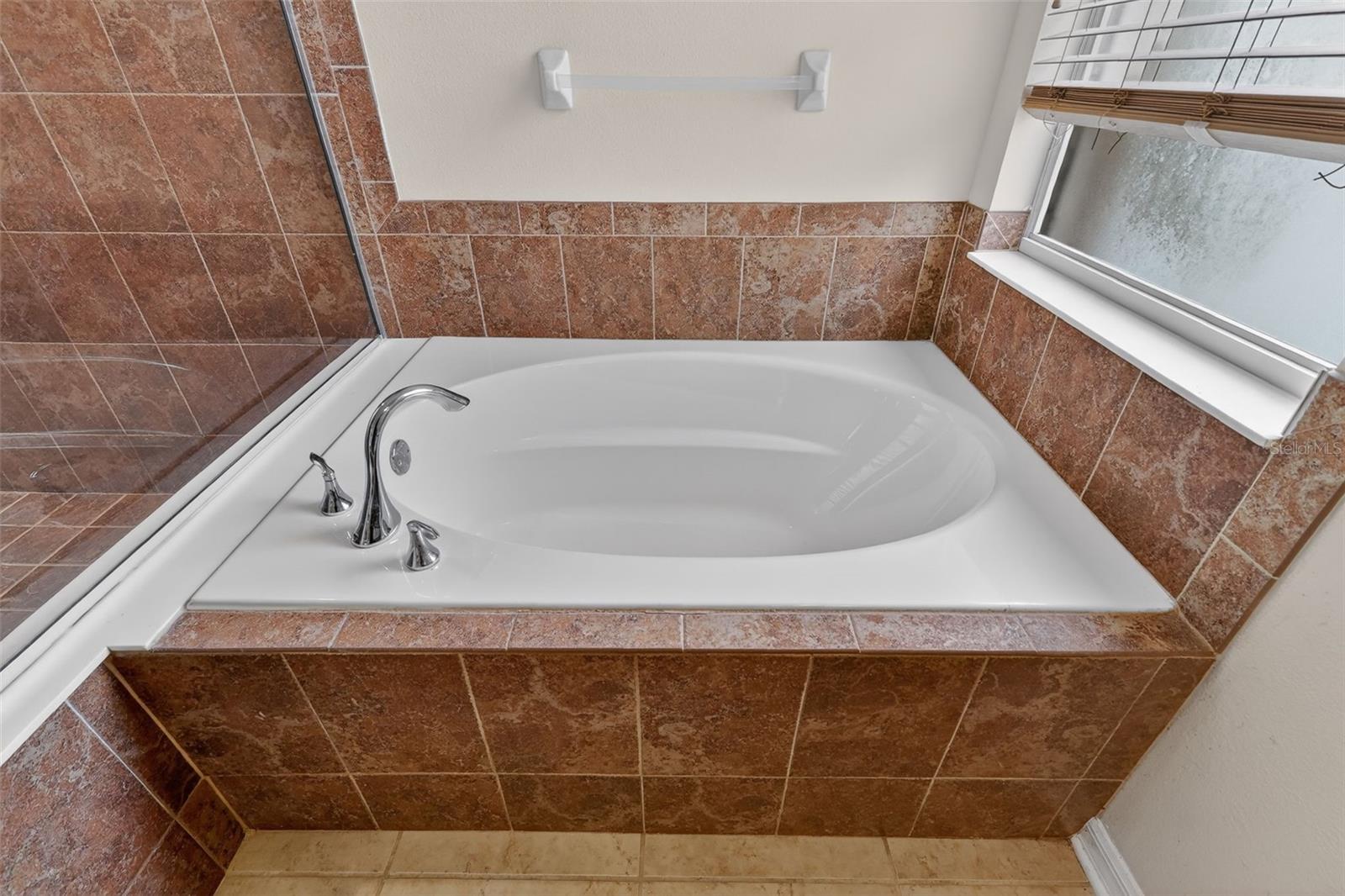 EUSTIS GRAND ISLAND RESERVE - Residential