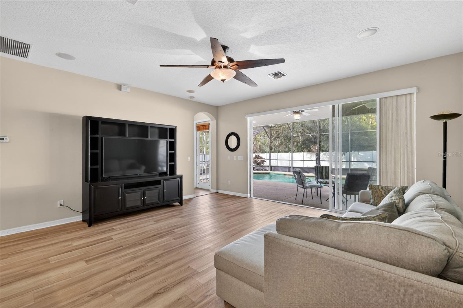 EUSTIS GRAND ISLAND RESERVE - Residential