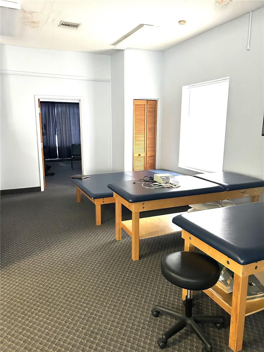 CENTRAL SQUARE OFFICE CONDO INC - Commercial Lease