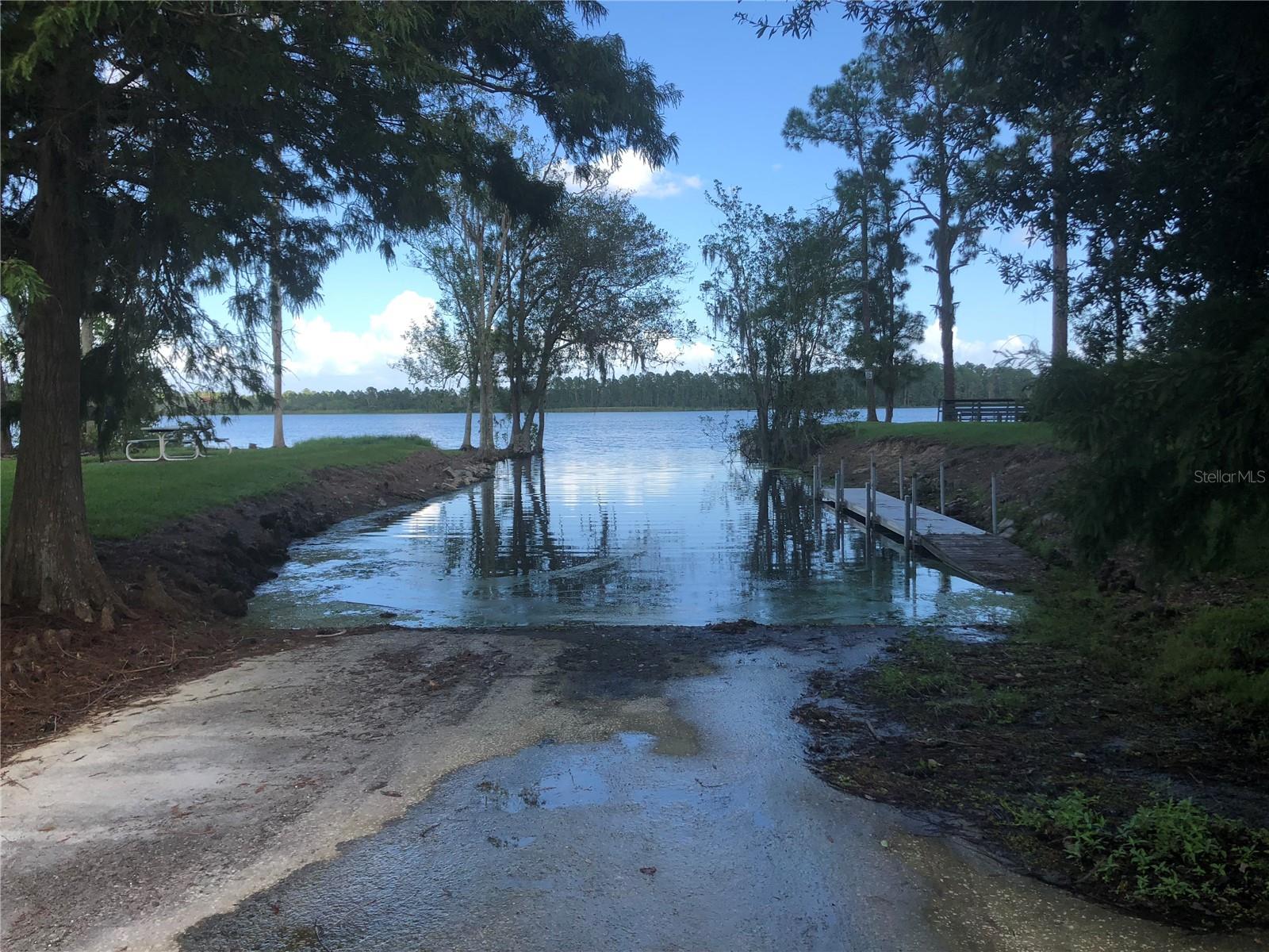 LAKESIDE AT BASS LAKE - Residential Lease