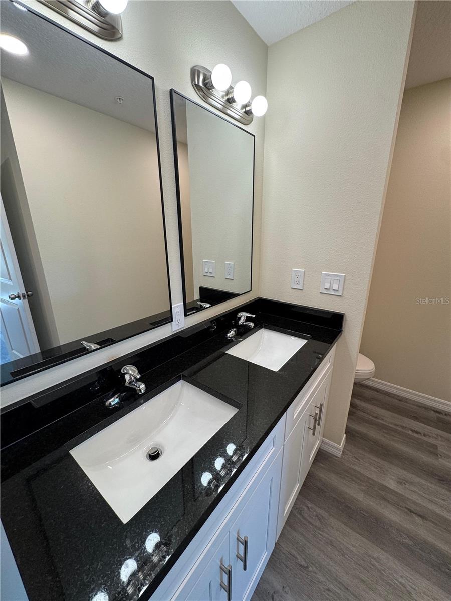 GARDENS/DIANA NORTH BLDG 3 - Residential