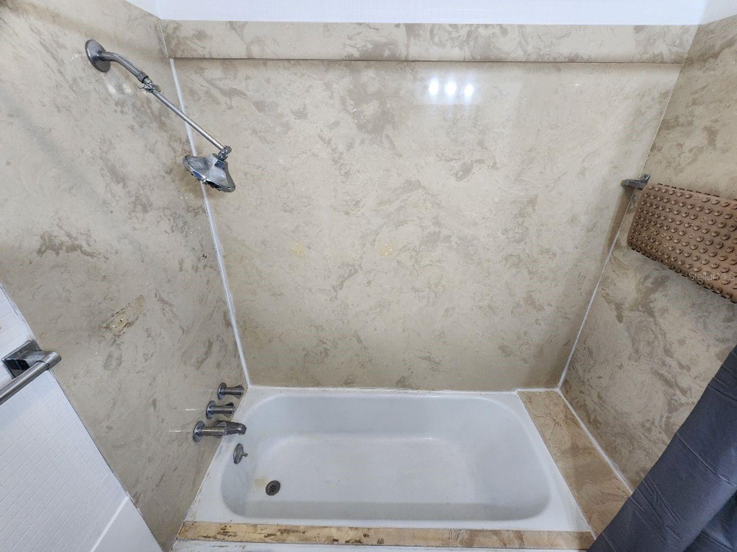 ANDREWS NEW SMYRNA - Residential Lease