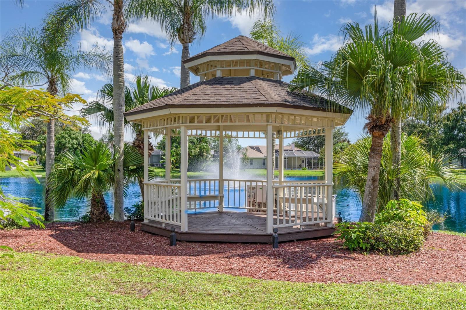 NORTH GROVE - Residential