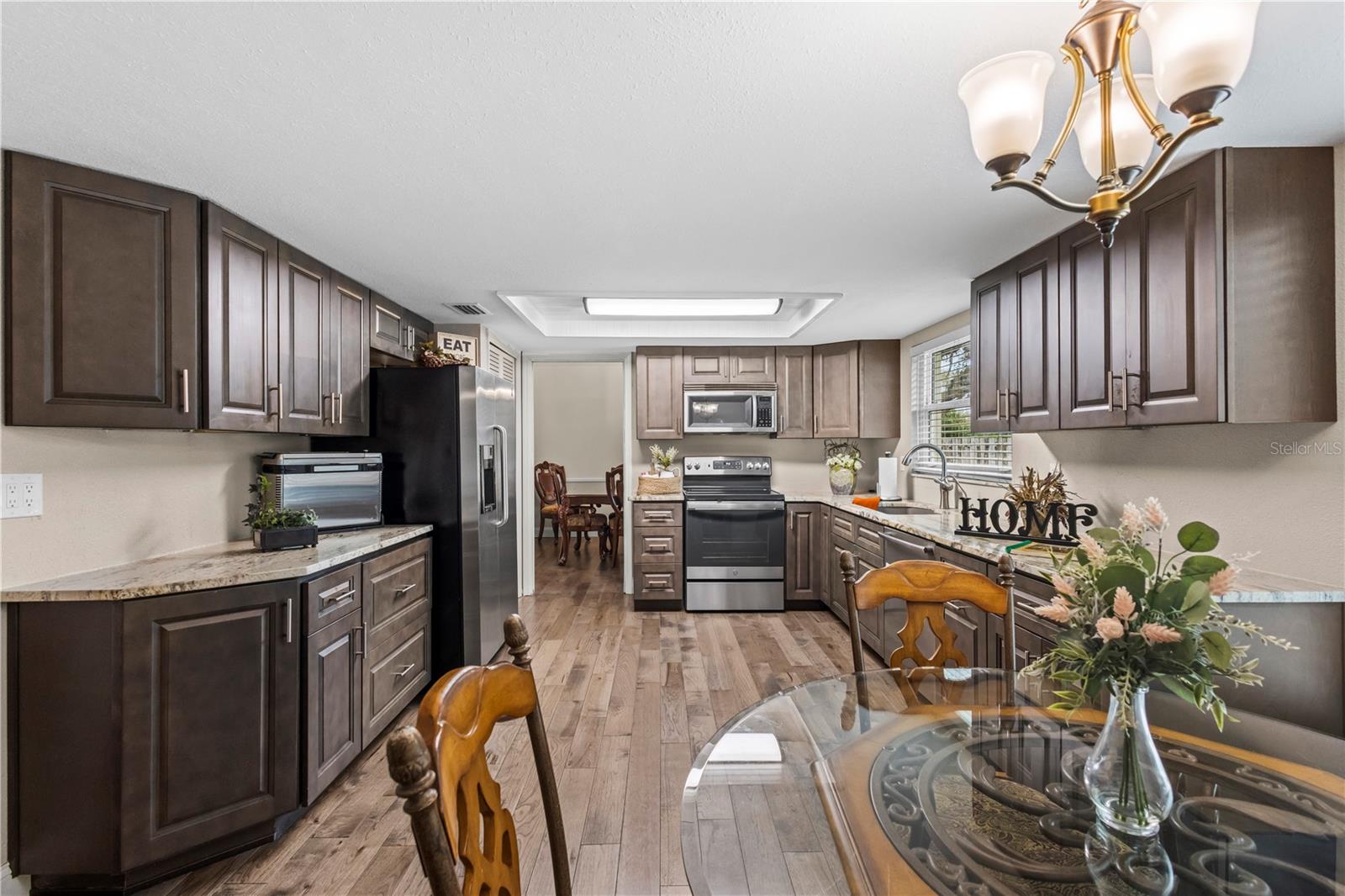 HONEYMOON RIDGE - Residential