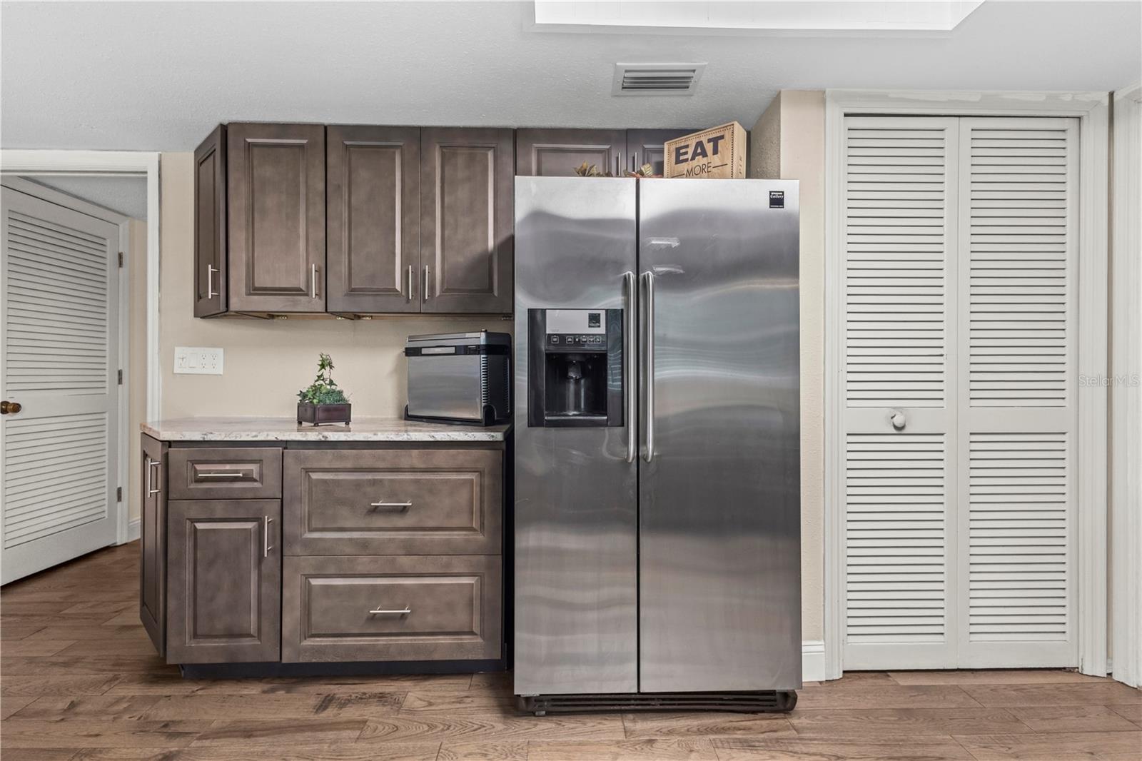 HONEYMOON RIDGE - Residential