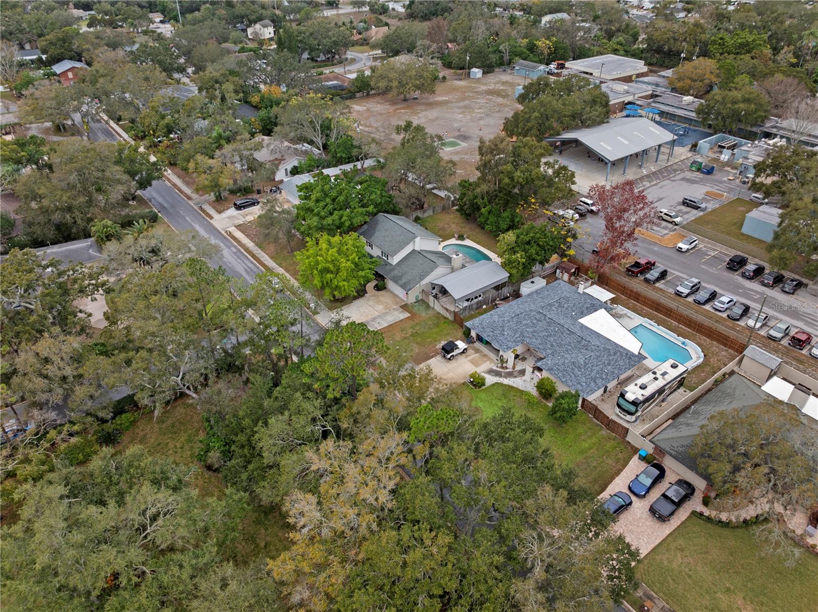 HONEYMOON RIDGE - Residential