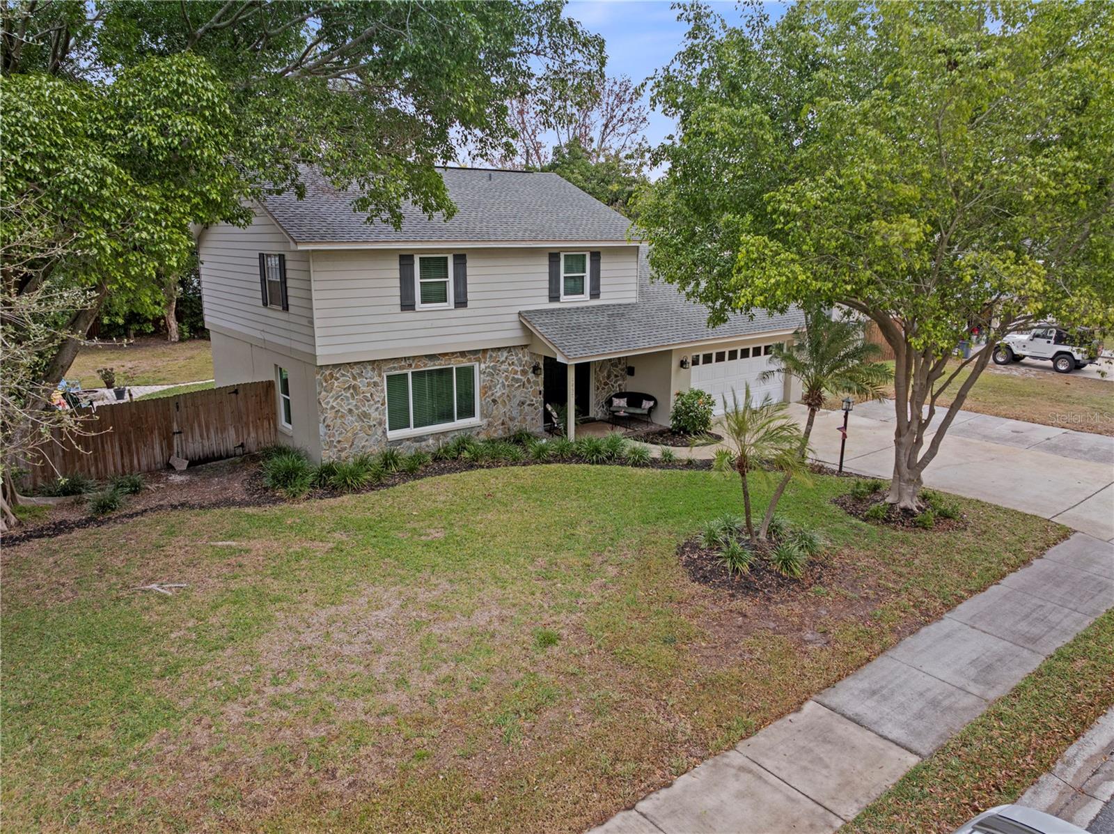 HONEYMOON RIDGE - Residential