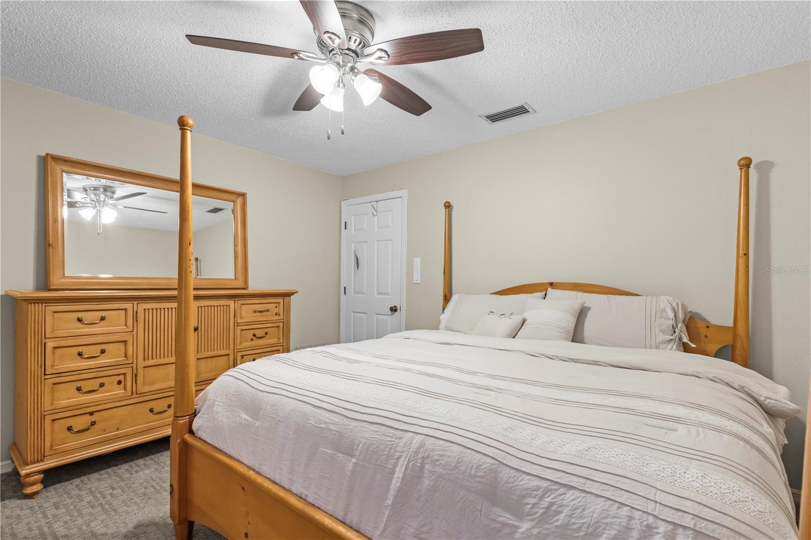 HONEYMOON RIDGE - Residential