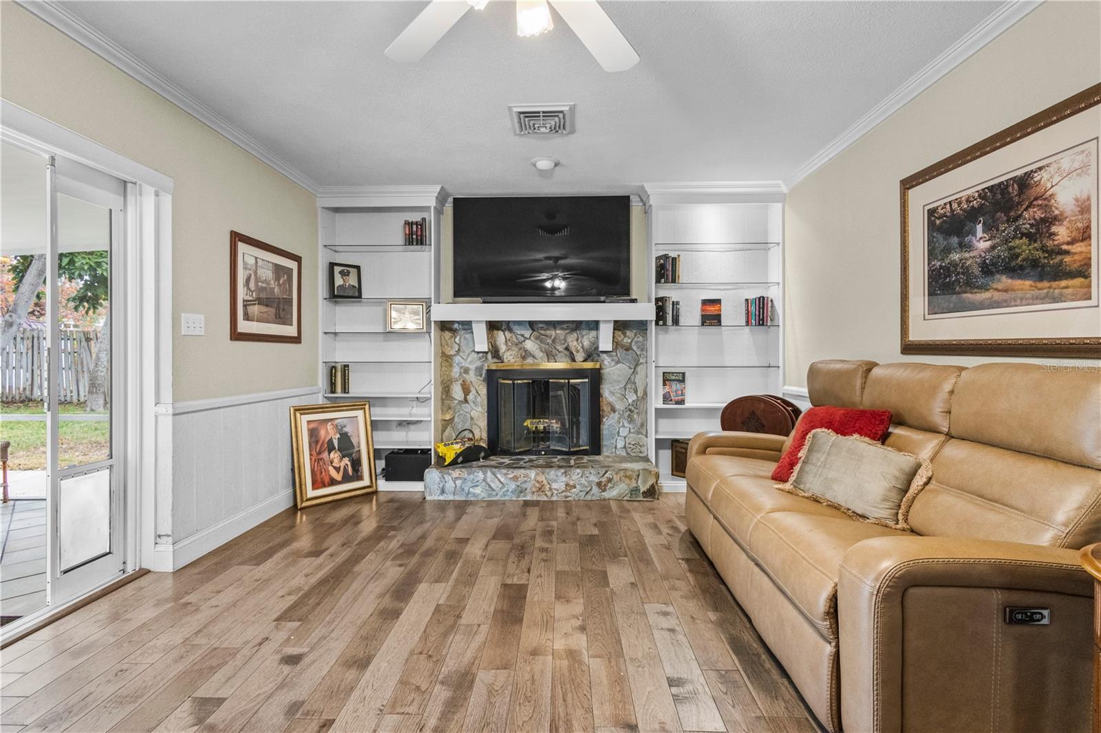 HONEYMOON RIDGE - Residential