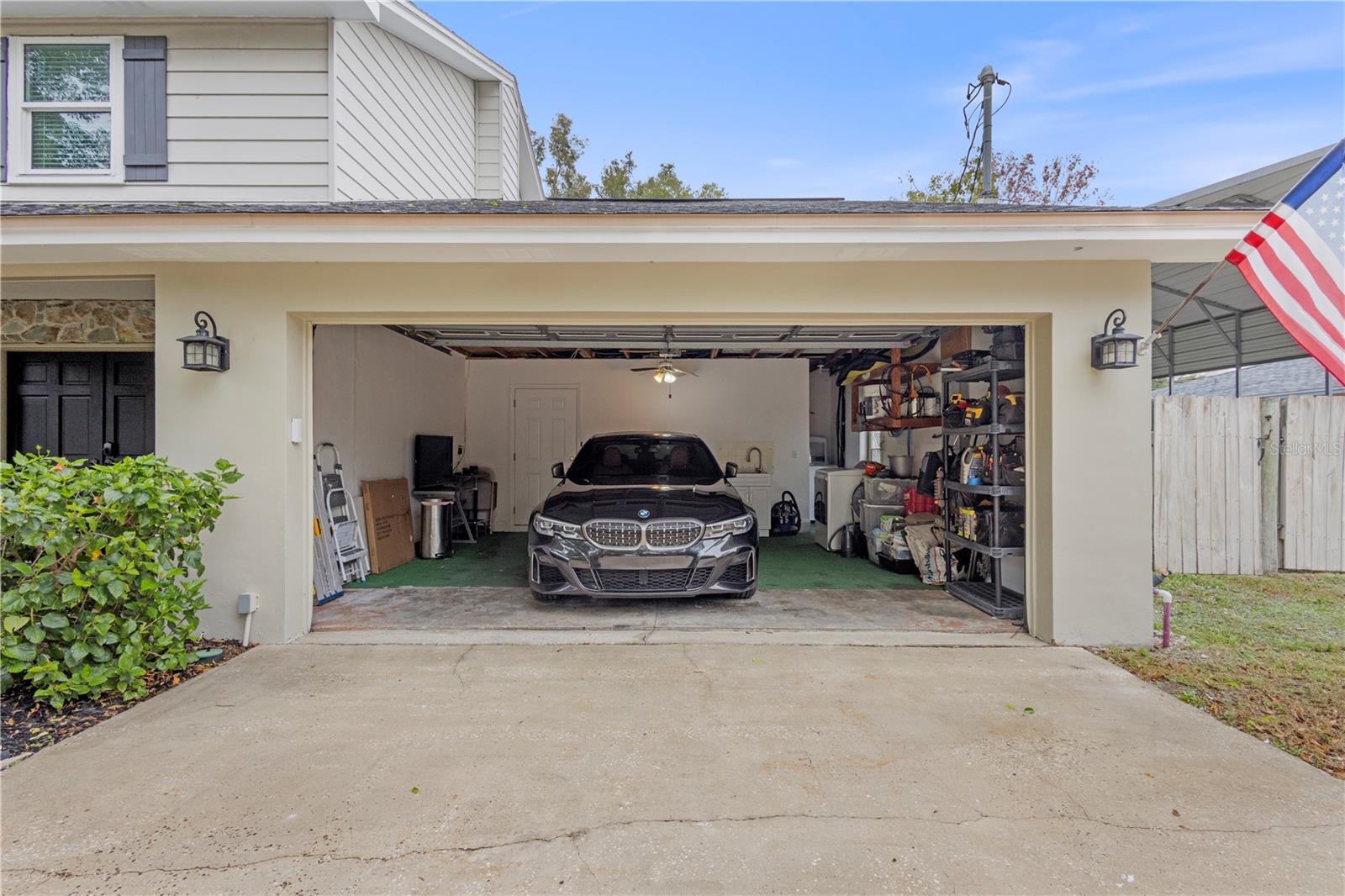 HONEYMOON RIDGE - Residential