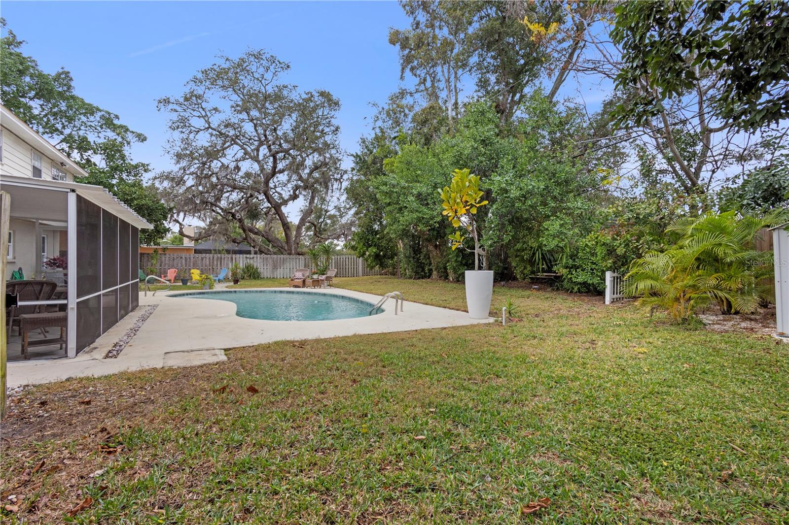 HONEYMOON RIDGE - Residential