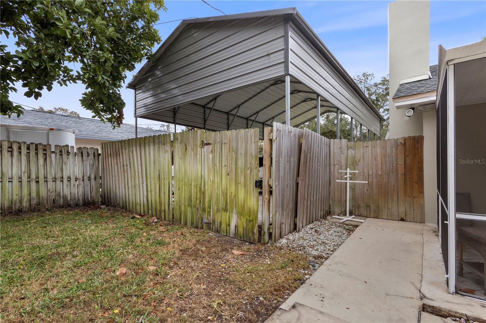 HONEYMOON RIDGE - Residential