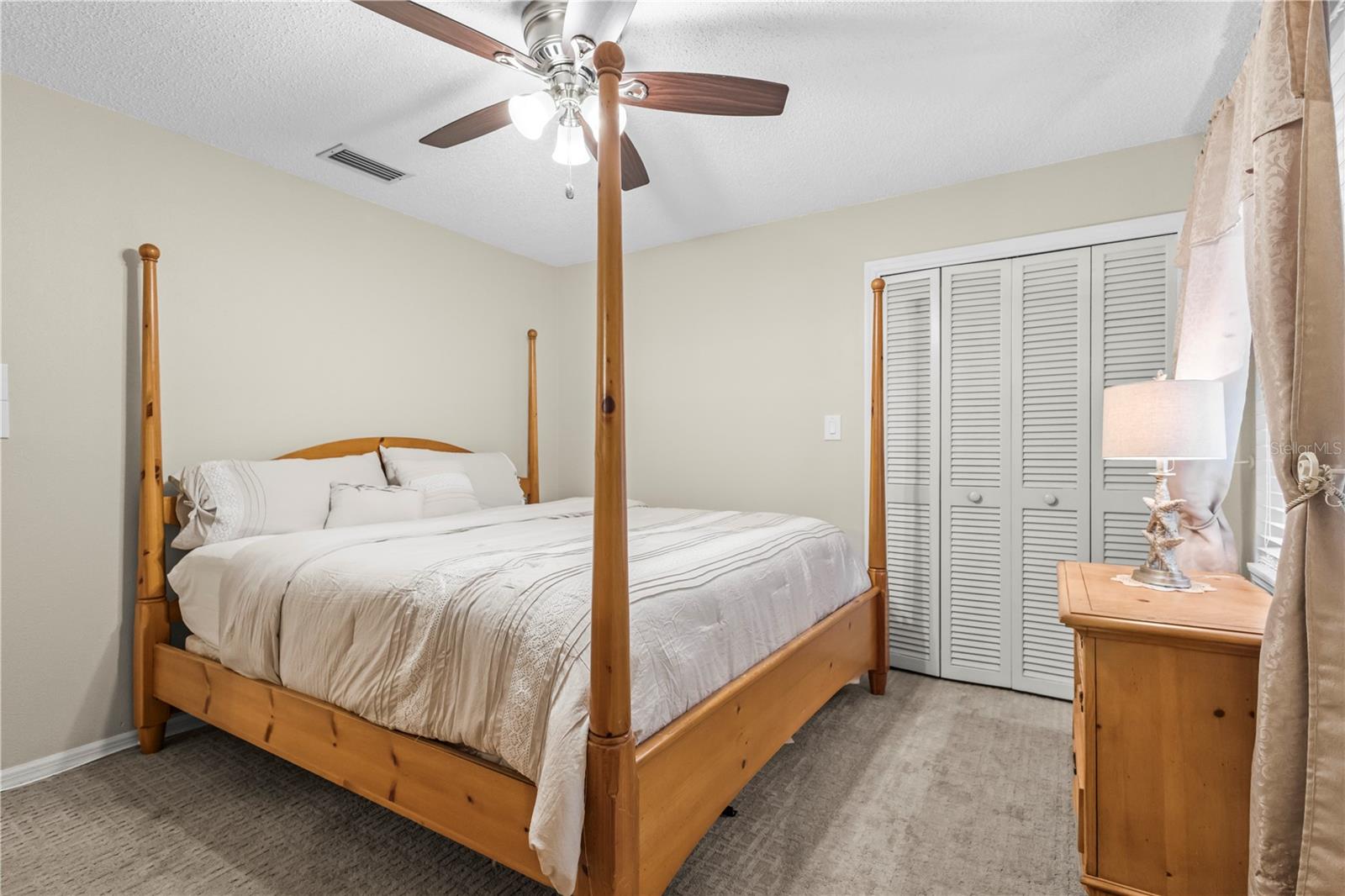 HONEYMOON RIDGE - Residential