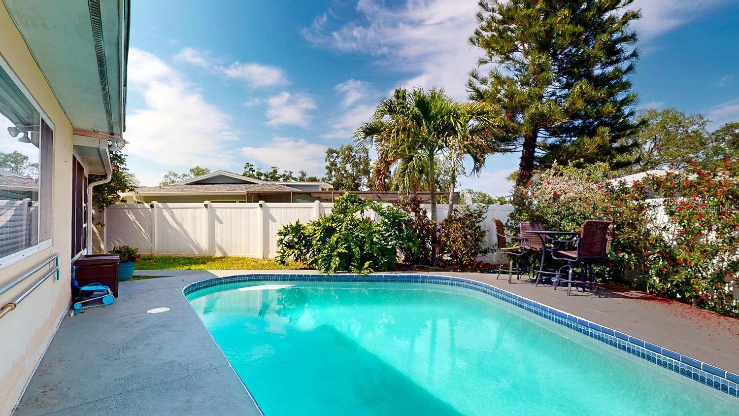 PINELLAS GROVES - Residential