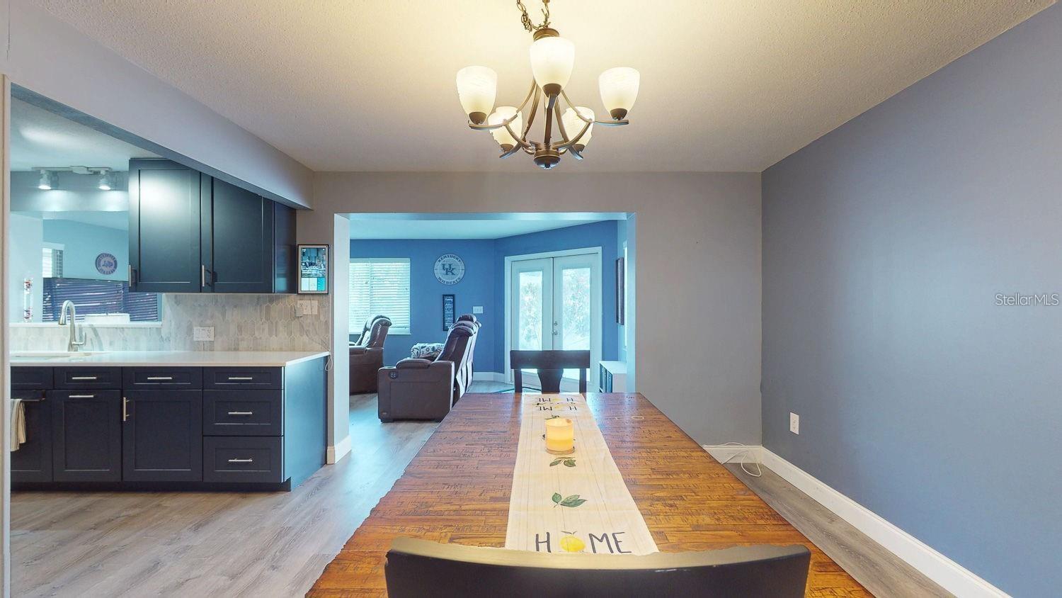 PINELLAS GROVES - Residential