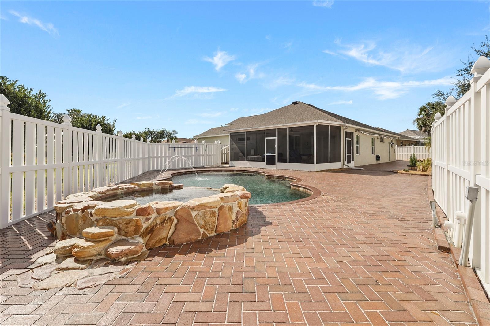 PLANTERS MANOR AT GREENFIELD PLNT III-A - Residential