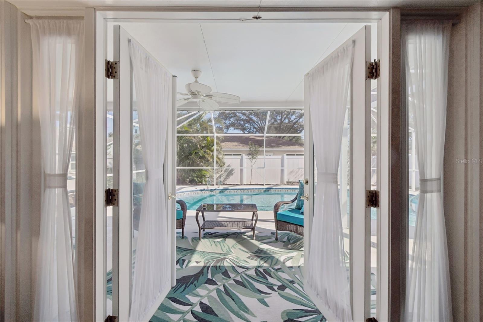 SEMINOLE COUNTRY - Residential