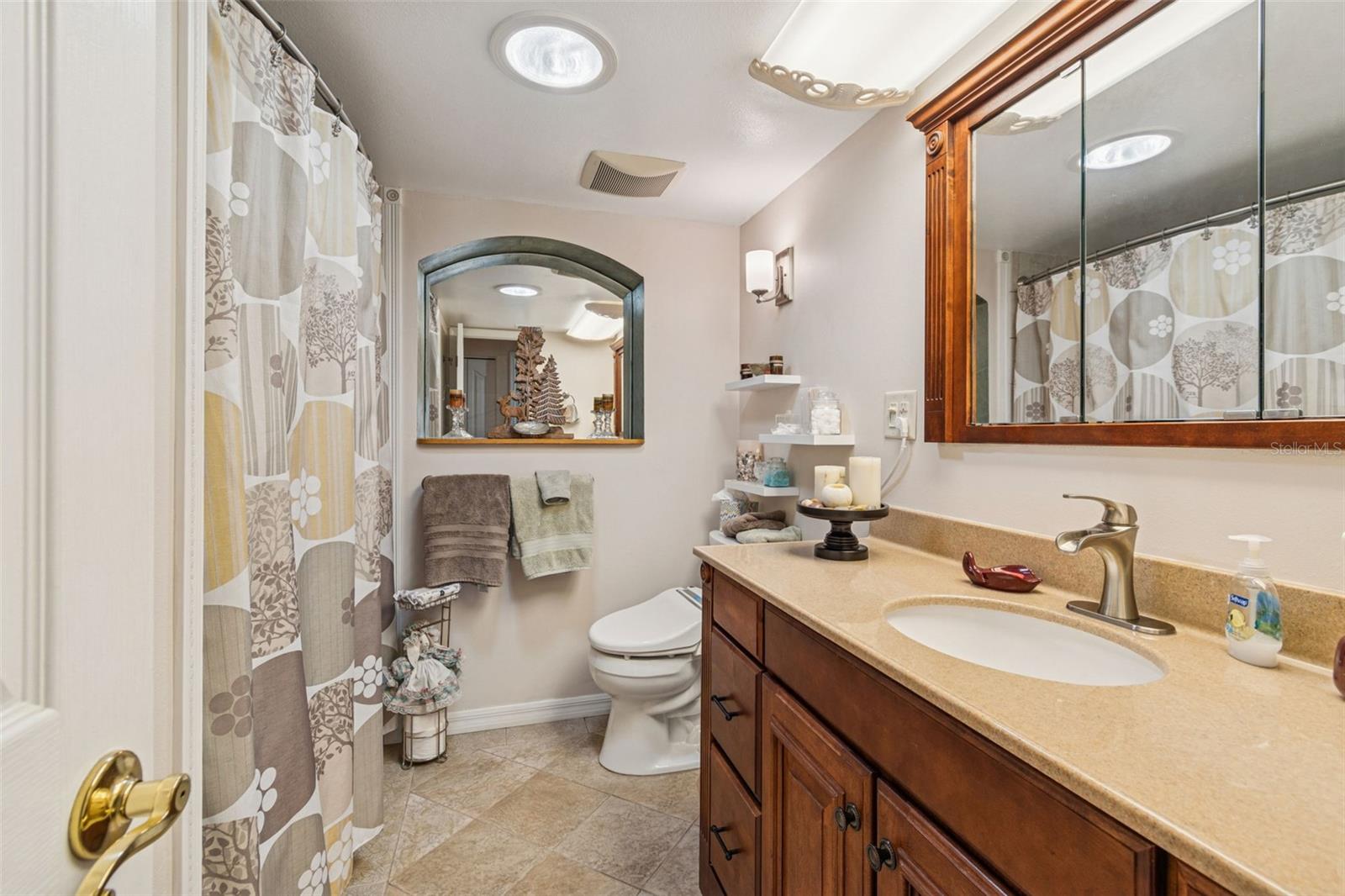 SEMINOLE COUNTRY - Residential