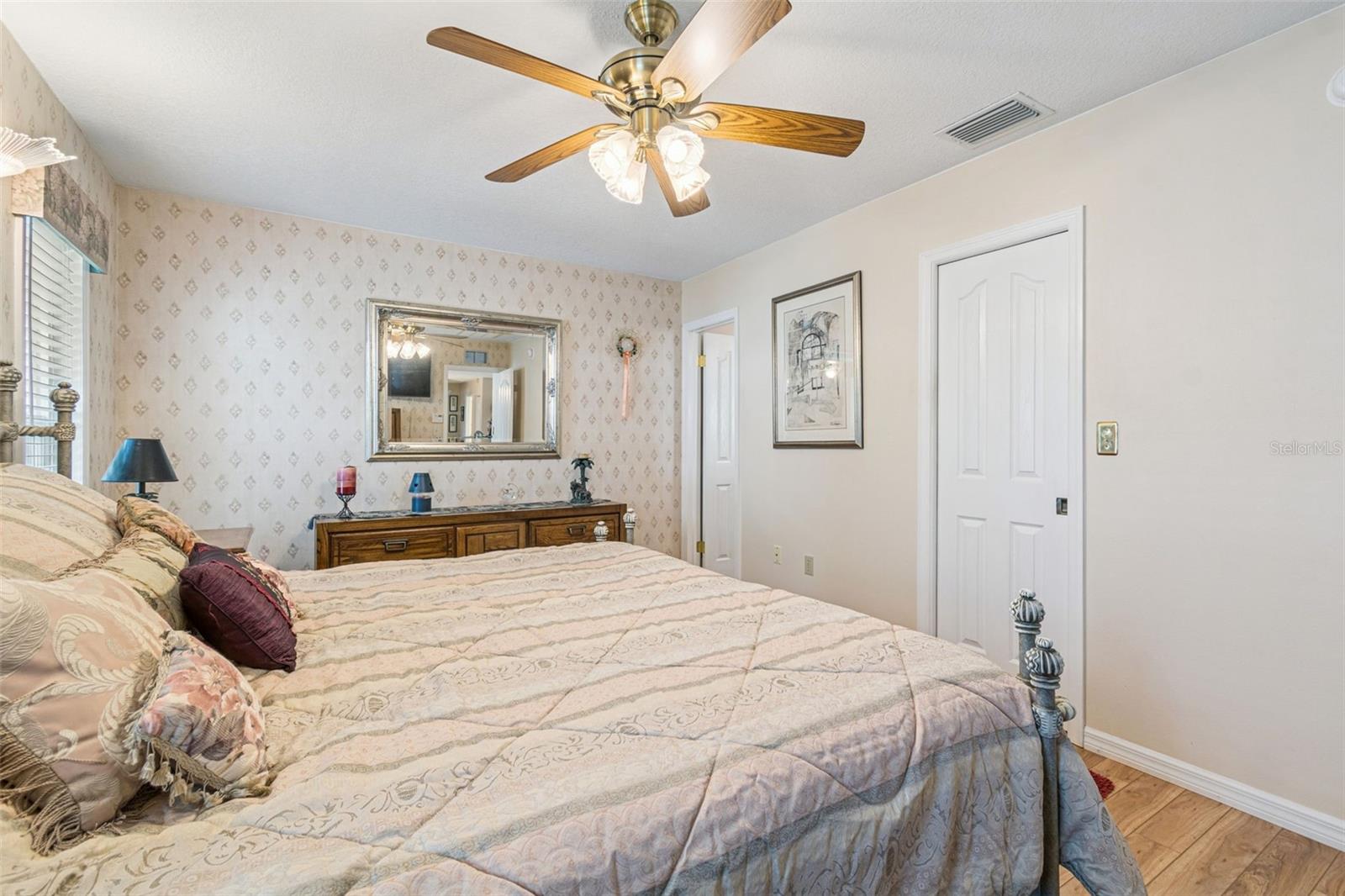 SEMINOLE COUNTRY - Residential