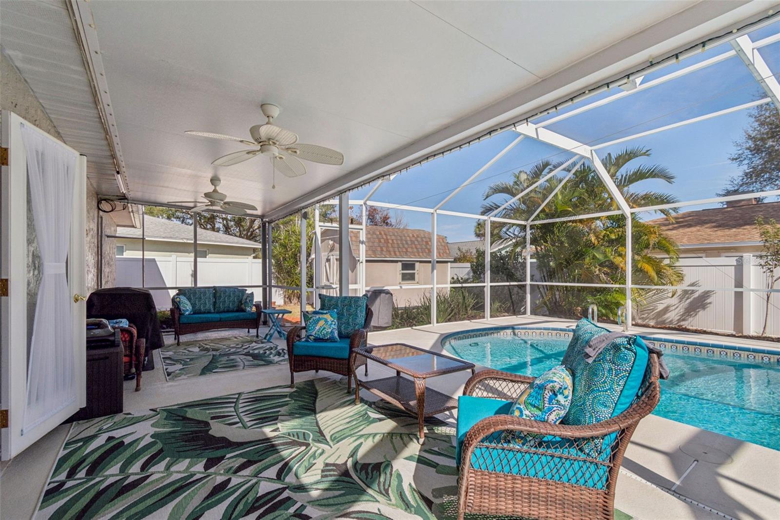 SEMINOLE COUNTRY - Residential