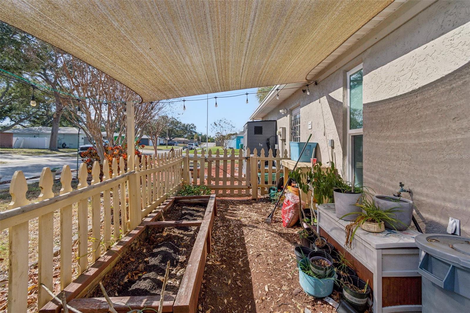 SEMINOLE COUNTRY - Residential