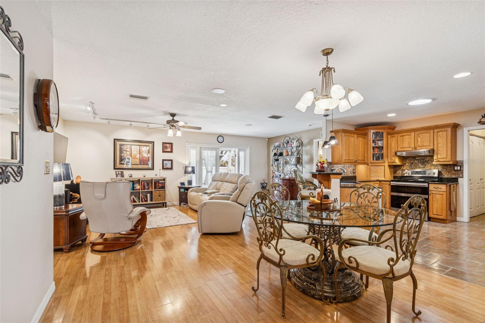 SEMINOLE COUNTRY - Residential