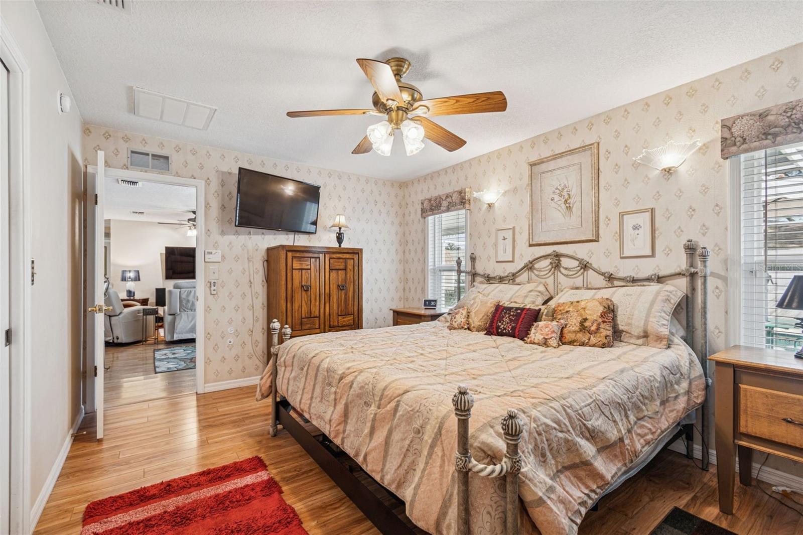 SEMINOLE COUNTRY - Residential