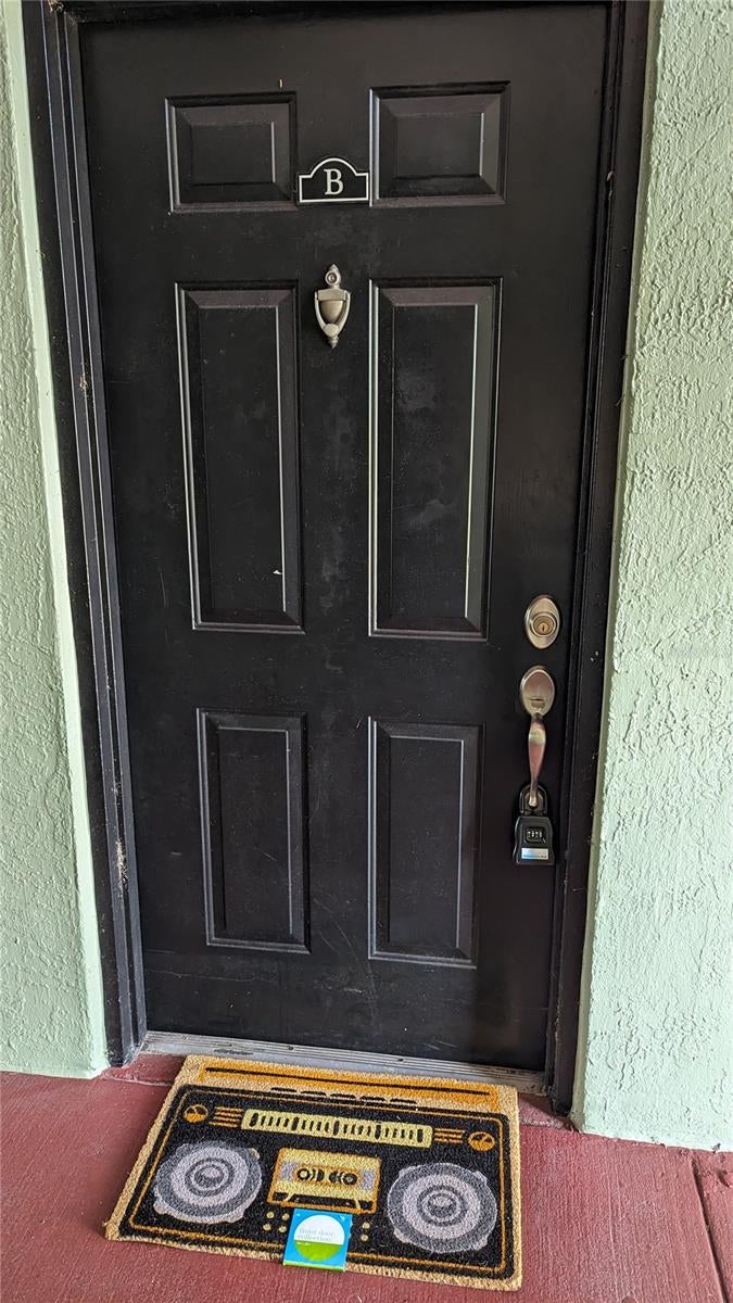 Photo of Orlando, FL 32812 (MLS # S5155879)