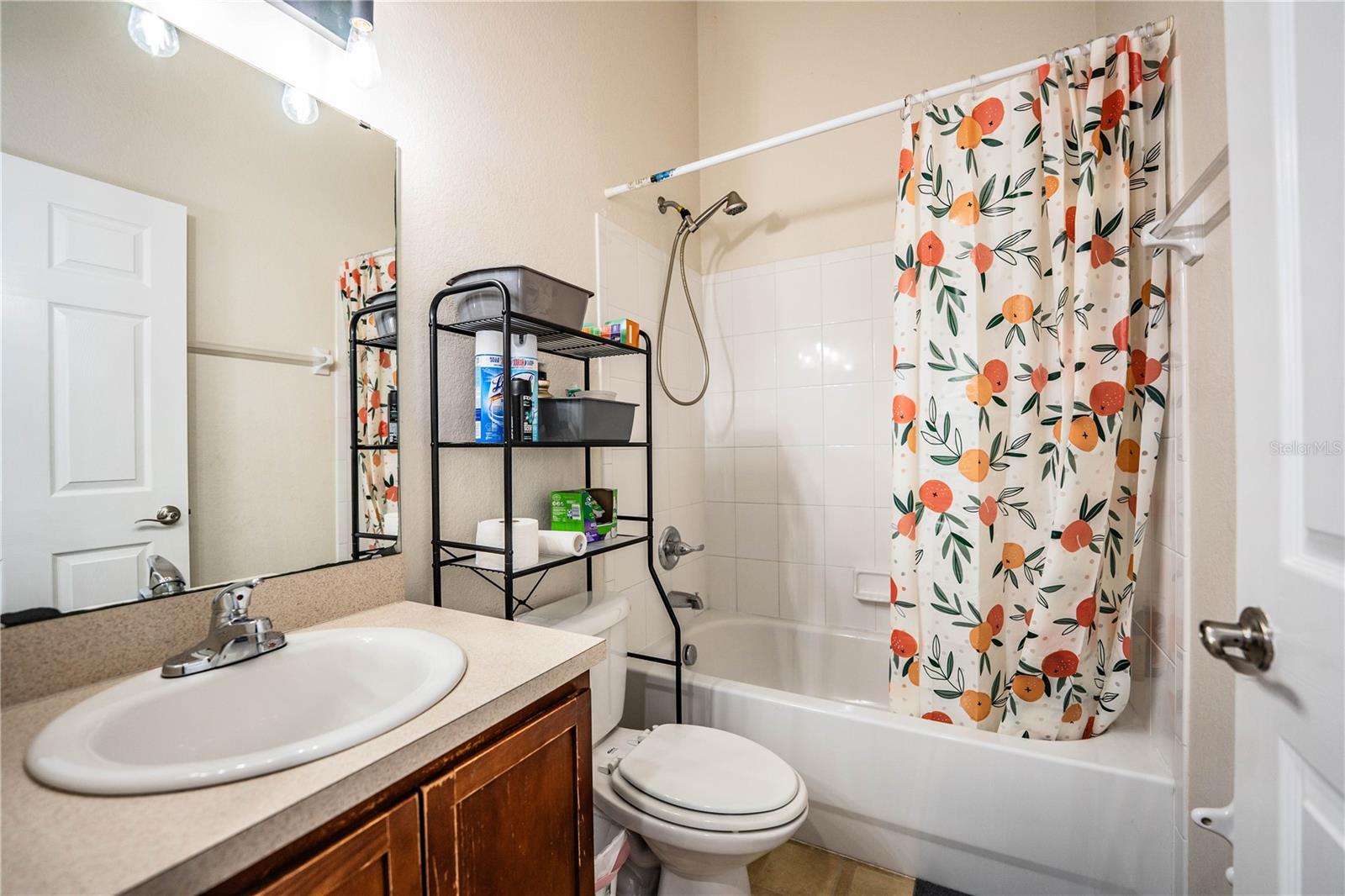 WINCHESTER ESTATES - Residential