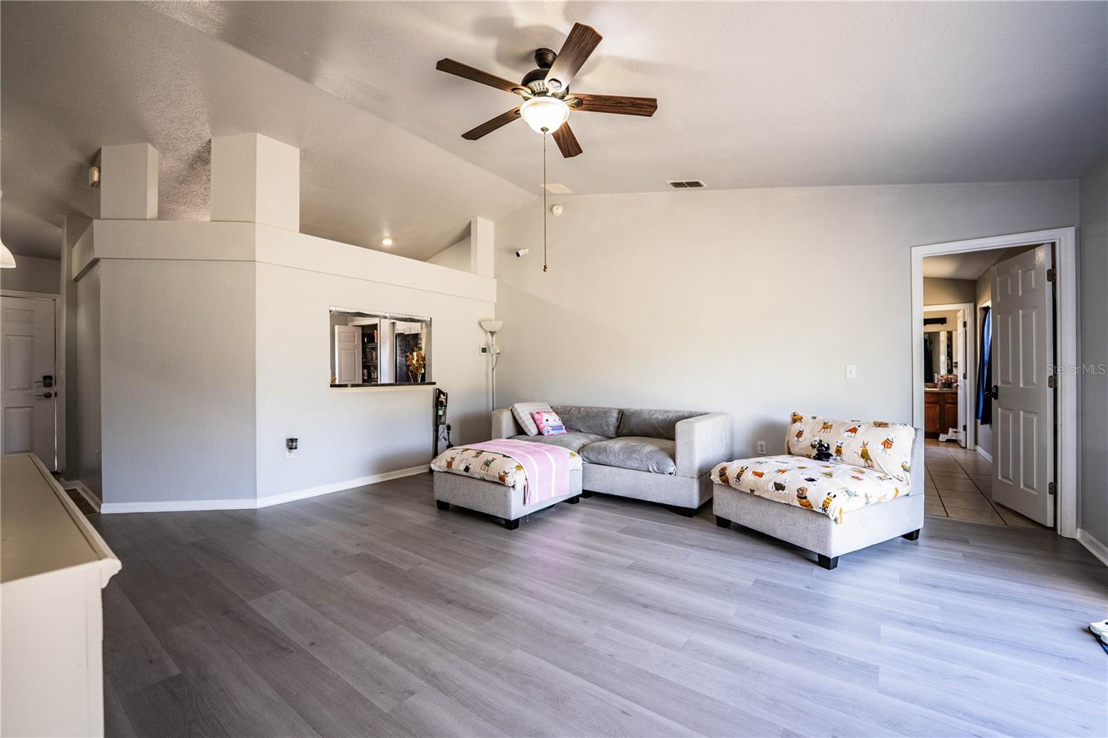 WINCHESTER ESTATES - Residential