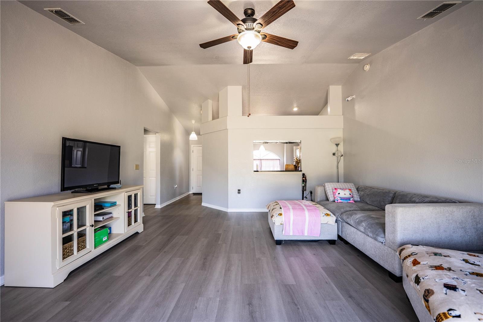 WINCHESTER ESTATES - Residential