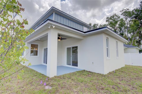Tiny photo for 1316 E 9th Avenue, Mount Dora, FL 32757 (MLS # O6416275)