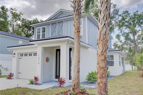 Tiny photo for 1316 E 9th Avenue, Mount Dora, FL 32757 (MLS # O6416275)