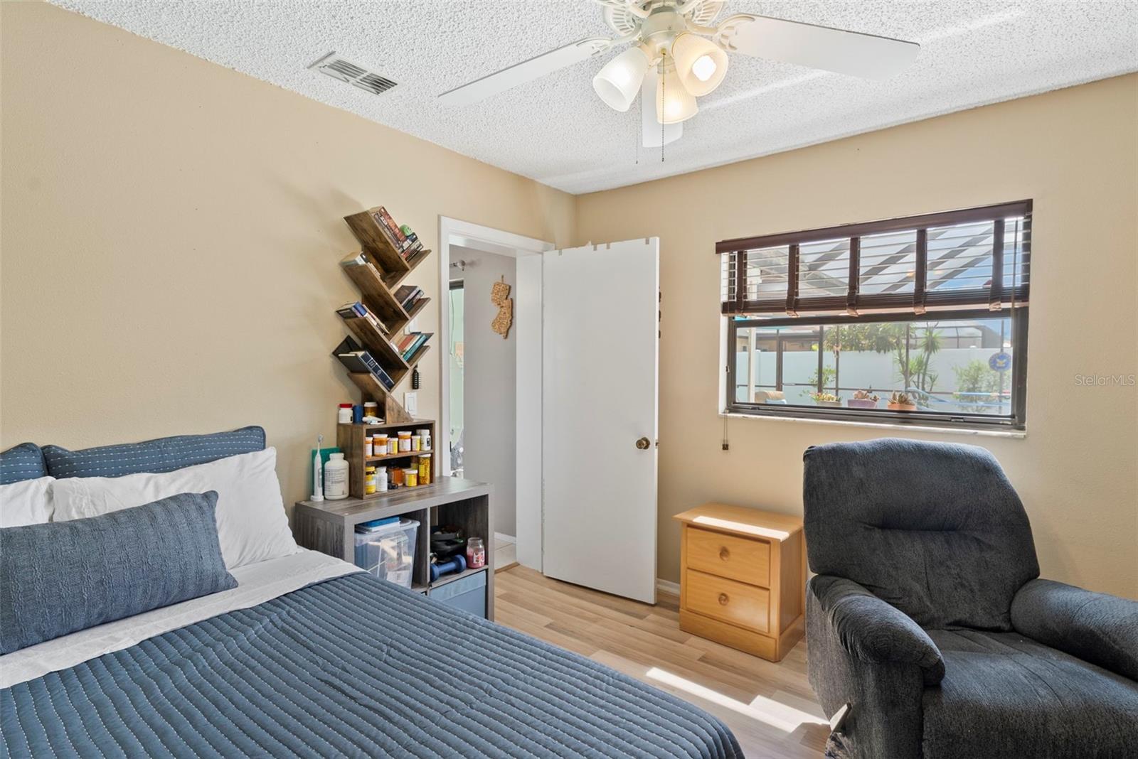 HOLIDAY LAKES WEST - Residential
