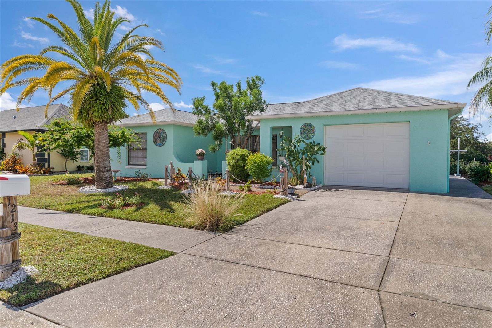 HOLIDAY LAKES WEST - Residential