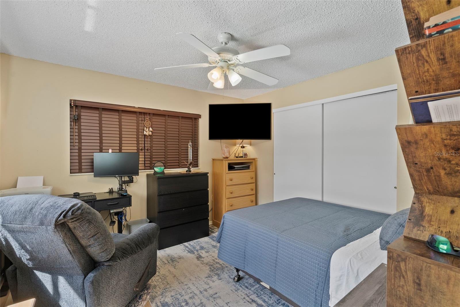 HOLIDAY LAKES WEST - Residential