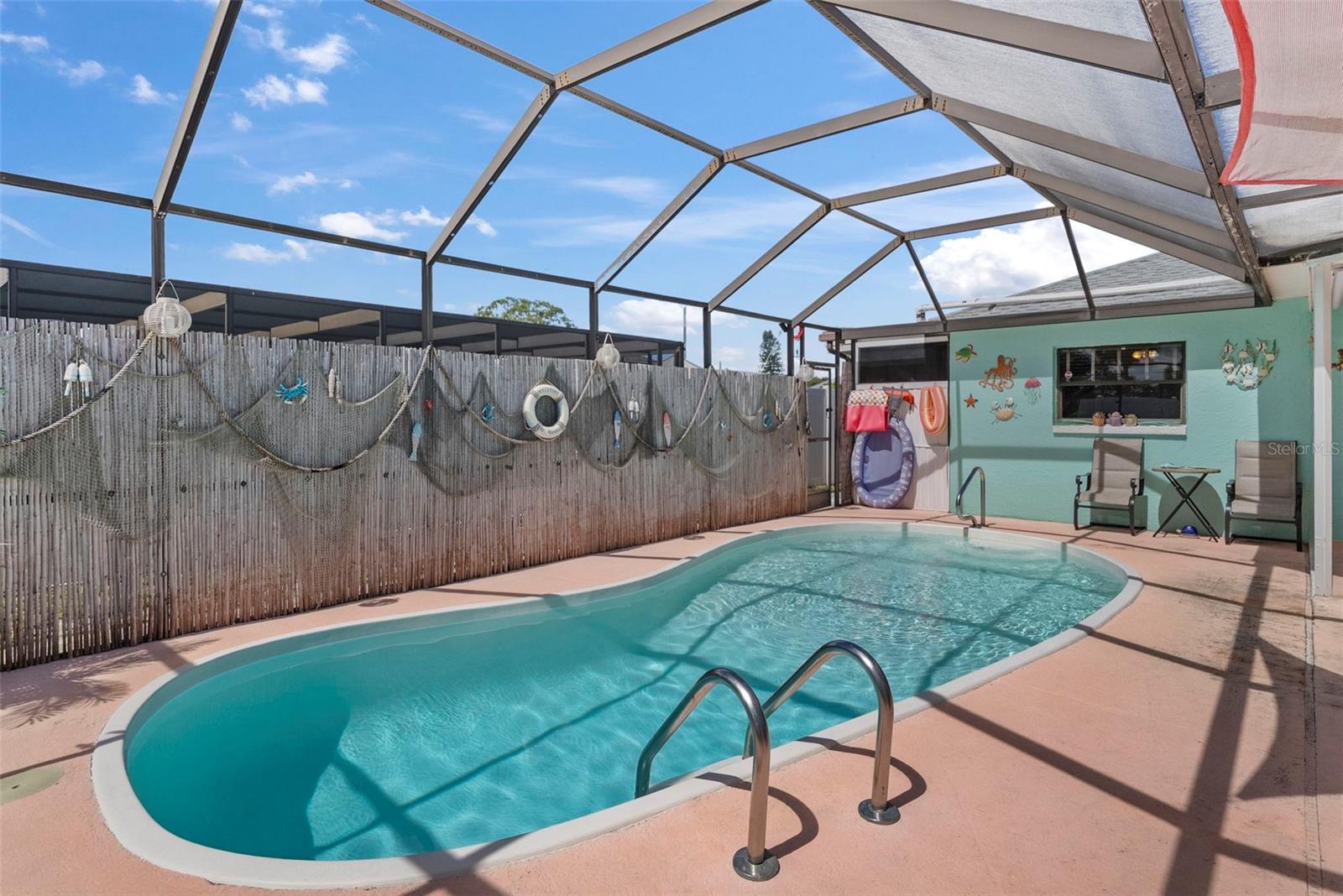 HOLIDAY LAKES WEST - Residential