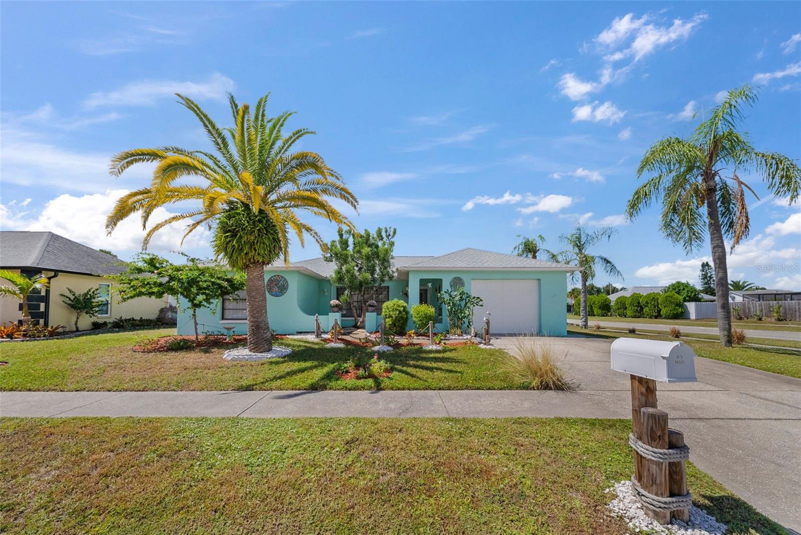HOLIDAY LAKES WEST - Residential