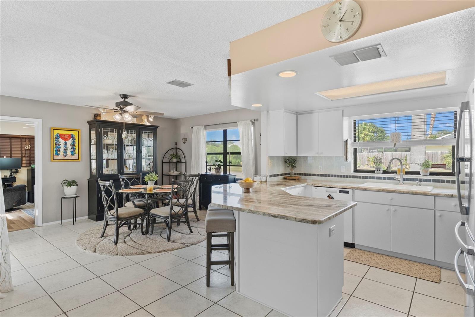 HOLIDAY LAKES WEST - Residential