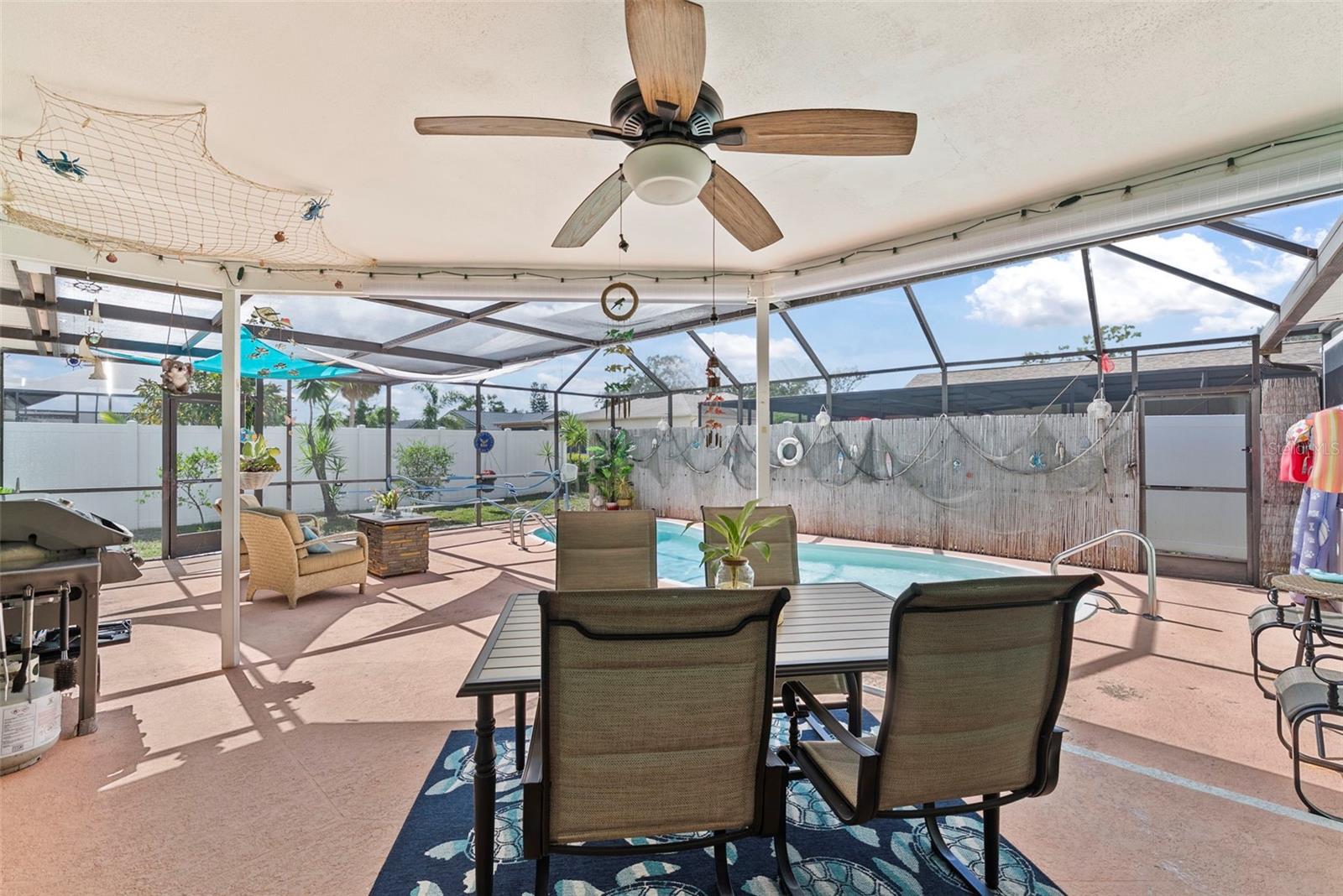 HOLIDAY LAKES WEST - Residential