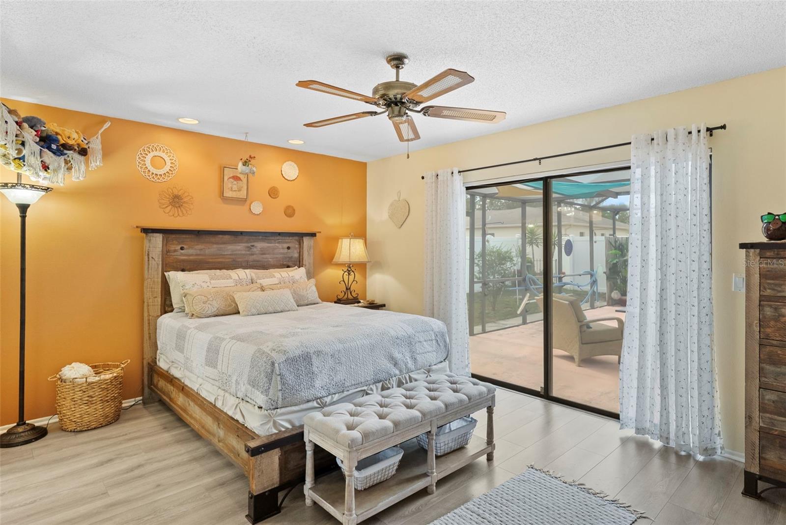 HOLIDAY LAKES WEST - Residential