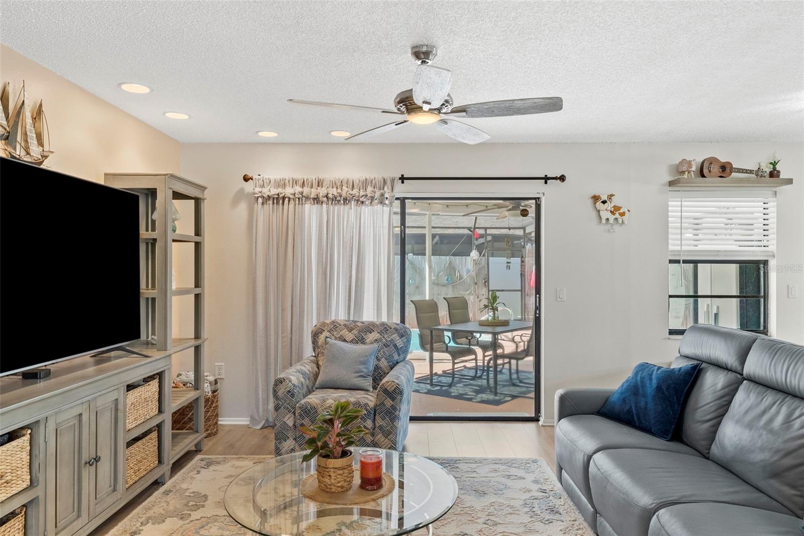 HOLIDAY LAKES WEST - Residential