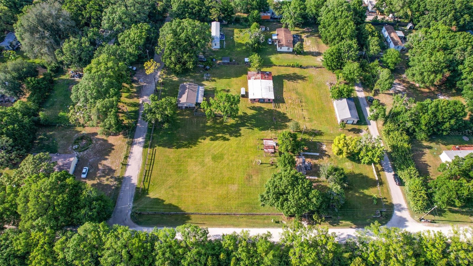 KEYSTONE PARK - Land