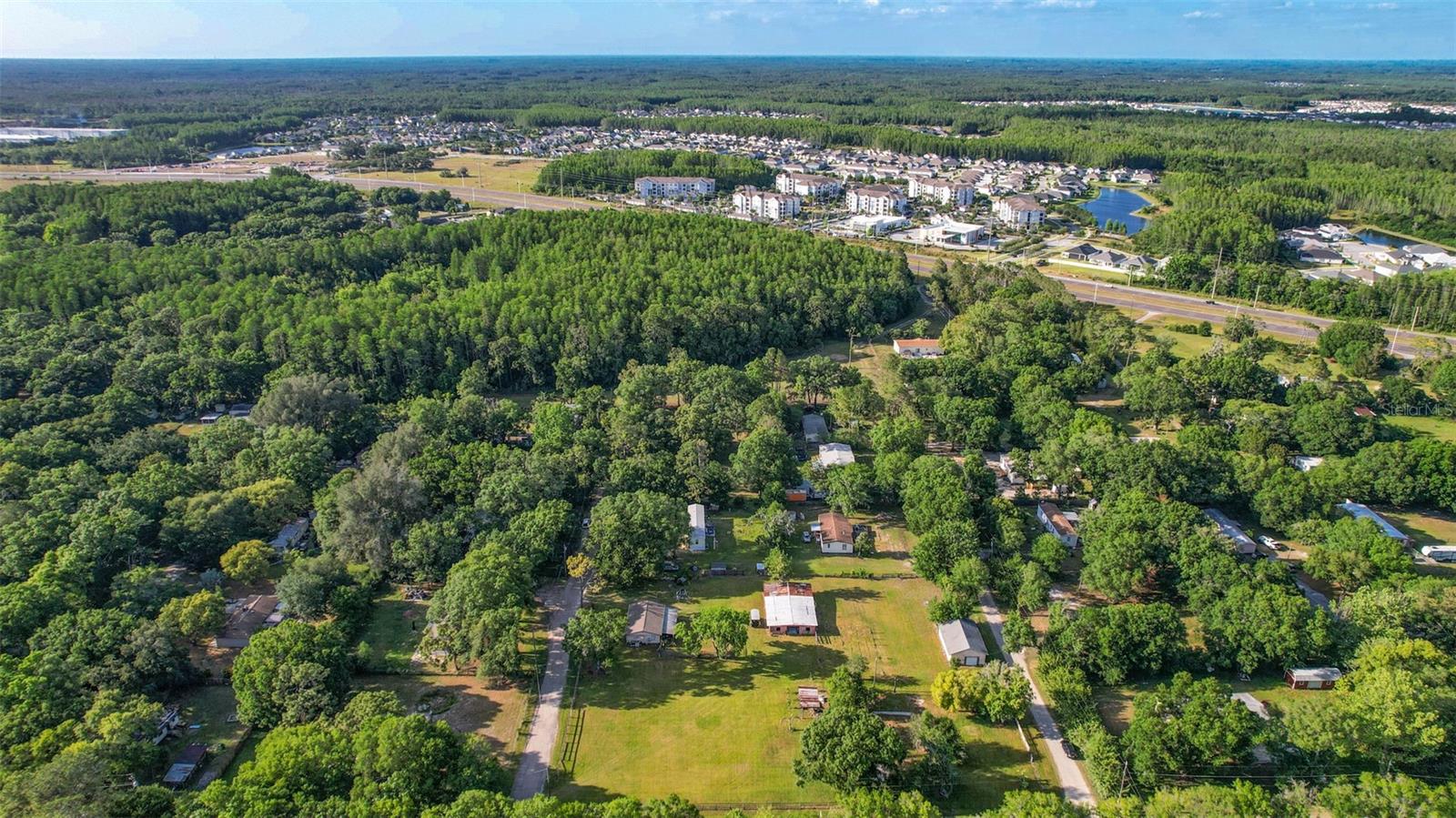 KEYSTONE PARK - Land