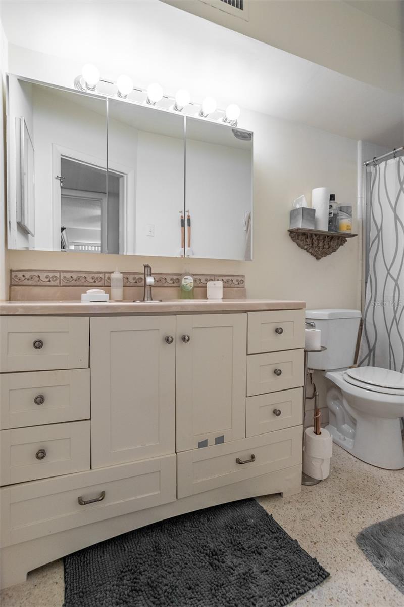 SHANGRI-LA APT PARK - Residential