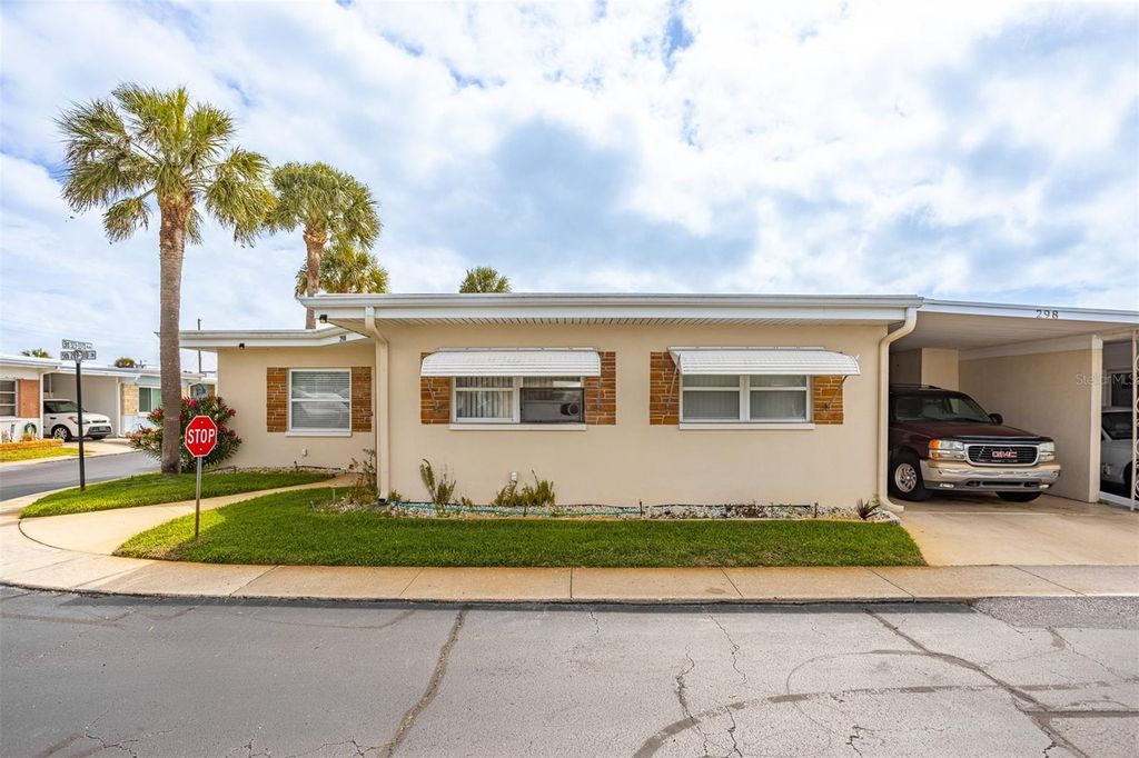 Photo of 250 Rosery Road NW #298, Largo, FL 33770 (MLS # TB8494903)